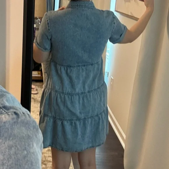 Light Wash Girly Jean Casual Everyday Spring Summer Dress - Picture 2 of 3